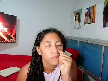 Bellacrespalatina  live sex cam