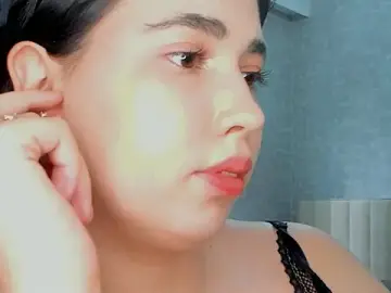 Diara_1an  live sex cam