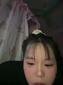 Emely-lysea  live sex cam