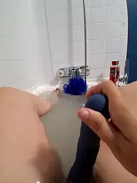 Ericaknowhow  live sex cam