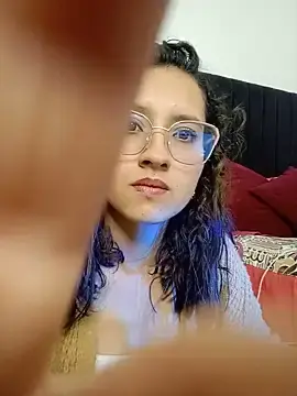 JustVeroo  live sex cam
