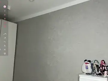 KittiePolakoff  live sex cam