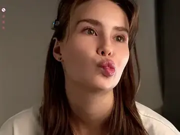 MonetLeitman  live sex cam