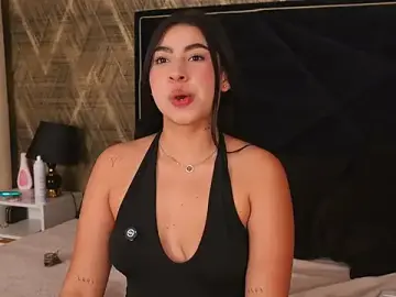 NatashaKyris  live sex cam