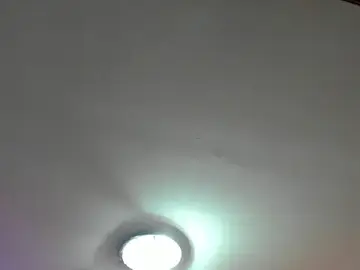 Adarha-low  live sex cam