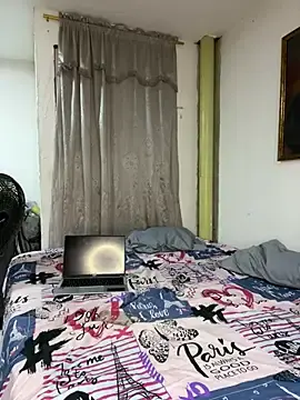 Lunaa_and_vale  live sex cam