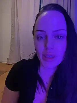 Molotovmami  live sex cam