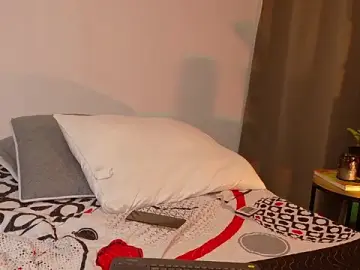 Alanna_L  live sex cam