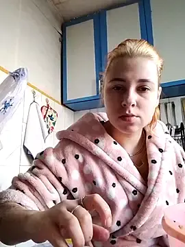 Elizabeth_Margaret  live sex cam