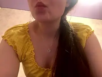 Hannatrai  live sex cam