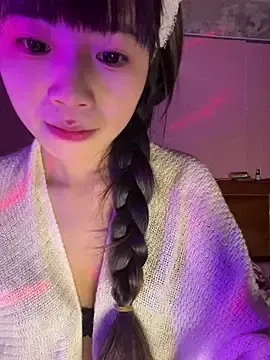 Linh_xinhcuke  live sex cam