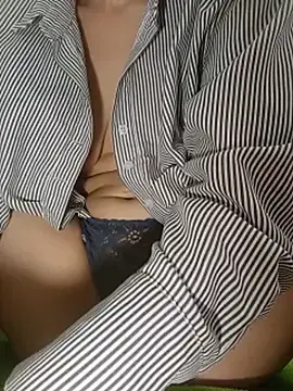 NatashaBud  live sex cam