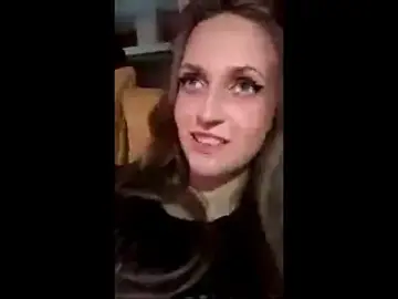 NickyMill  live sex cam