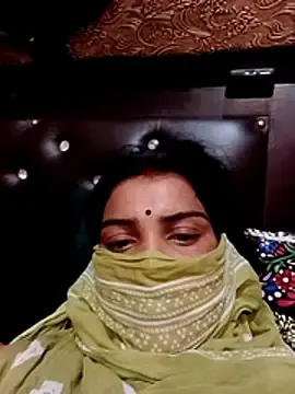 Rajkumari_hot_qwwen  live sex cam
