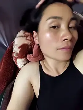 Suka-222  live sex cam