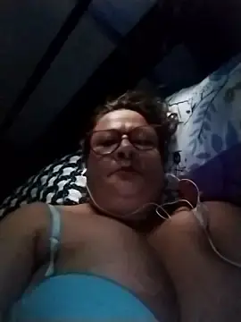 Chloe_cherry_  live sex cam