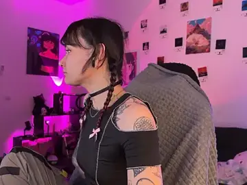 Deadlysweet  live sex cam