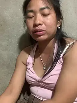 Finger-play  live sex cam