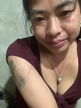 Finger-play  live sex cam
