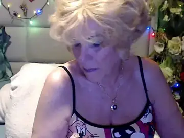 HappyWomanOn  live sex cam