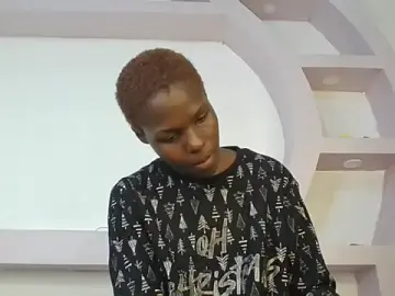Lesley_pinkie  live sex cam