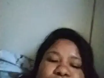 Morenaputxinha2  live sex cam