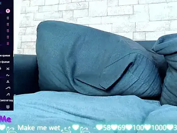 Nefirtiti  live sex cam