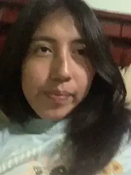 Sarah12333  live sex cam