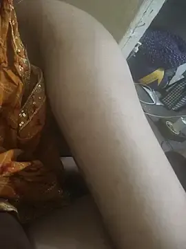 Shreyaa122  live sex cam