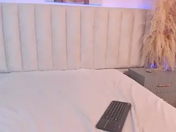 Bella_Quen  live sex cam
