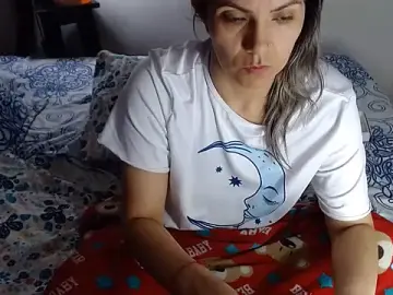 Chantal_hott  live sex cam