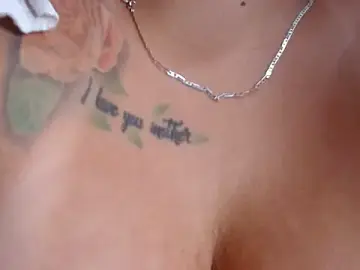 SOPHIA_SQUIRTPUSSY  live sex cam