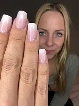 Emily-becker22  live sex cam