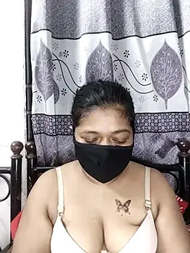 Lucky-1990  live sex cam