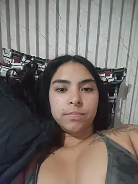 Amarantha228  live sex cam