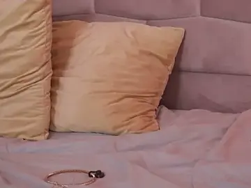 AnitaKariri  live sex cam