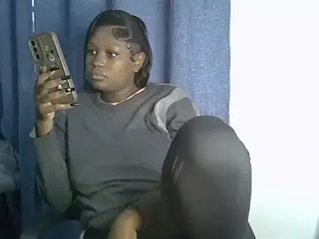 Ebony_caramell  live sex cam