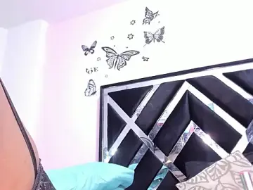 GabyyJones  live sex cam