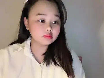 Nhungnhung88  live sex cam