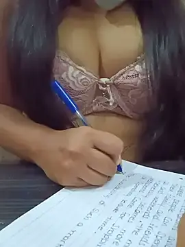 Queen-again6  live sex cam