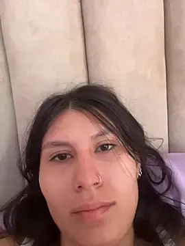 Emily_villamil  live sex cam