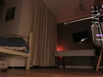 Euphoriasu  live sex cam