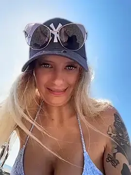 Betsy  live sex cam