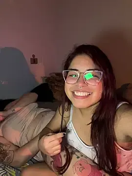 BonnyDarla  live sex cam