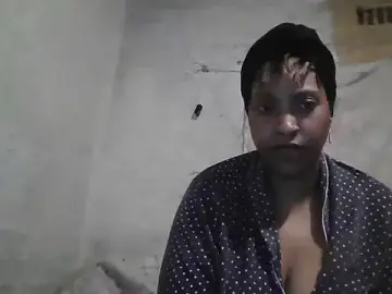 LONELYBEETLE  live sex cam