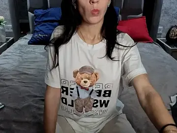 Nicolewebb  live sex cam