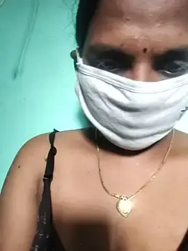 Riyana2026  live sex cam