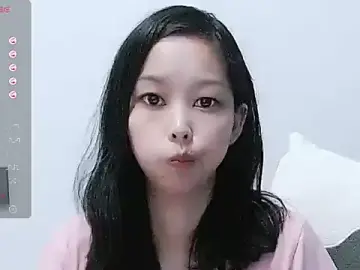 Candy_-baby_-00  live sex cam