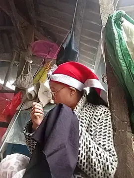 Me-cute  live sex cam