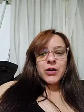 ARALUNAA  live sex cam